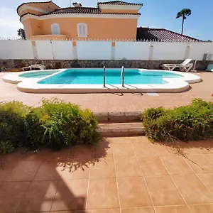 calma-suites.maspalomashotels.com/